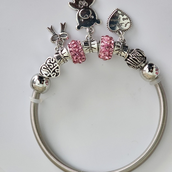 Jewelry - Ladies bracelet